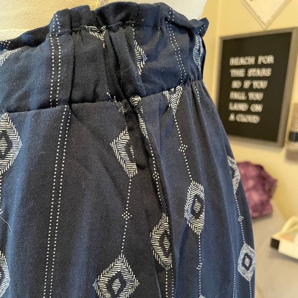 Good Luck Gem High Waisted Shorts w/pocket - Picture 3 of 12